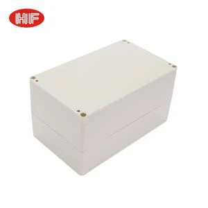 Veekindel plastikust korpuse ühenduskarp